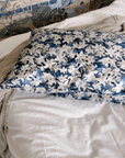 Oriental Lily Floral Silk Pillowcase for Luxury Bedroom Decor of Handmade Silk Cushion Ideal Gift for Housewarming Gift for Mother's Day - Lian