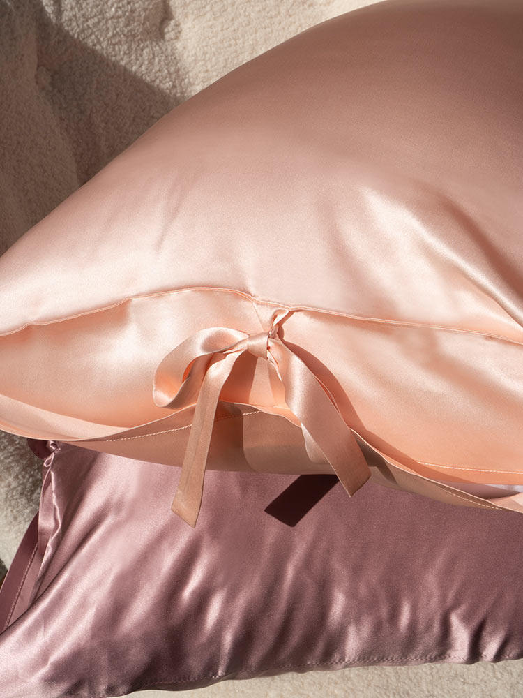 25 Momme Mulberry Silk Pillowcase – Ribbon Tie Closure | Lian Collection