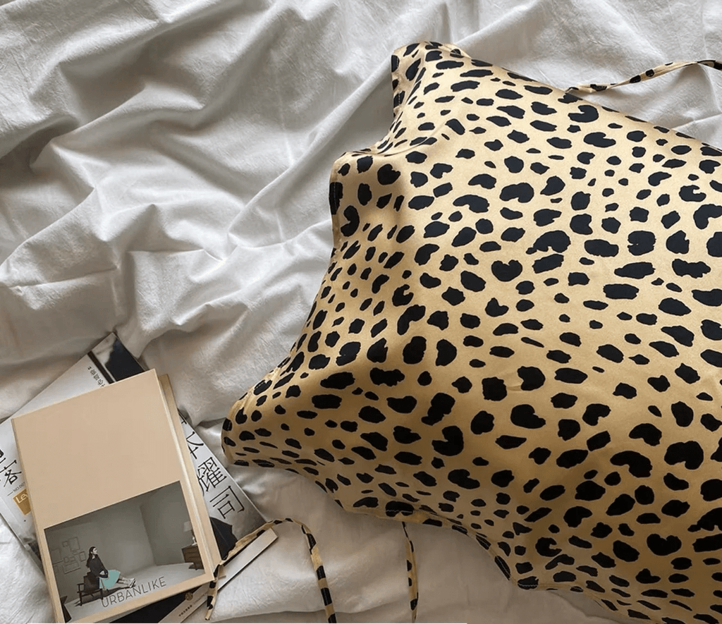 Victory's Secret Silk Pillowcase by 100% Mulberry Silk Gift set for Her Gift for Girl Friend's Birthday Gift for New Homewoner - Lian