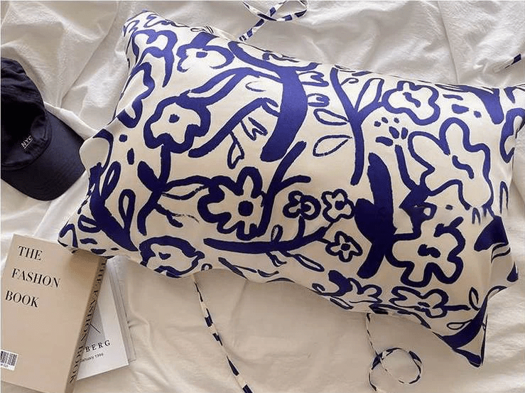 Silk Pillowcase Beauty Sleep - 22MM Mulberry Silk Pillowcase - Silk Pillowcase Care Skin & Hair - Skin-friendly Silk -Gift For New Home - Lian