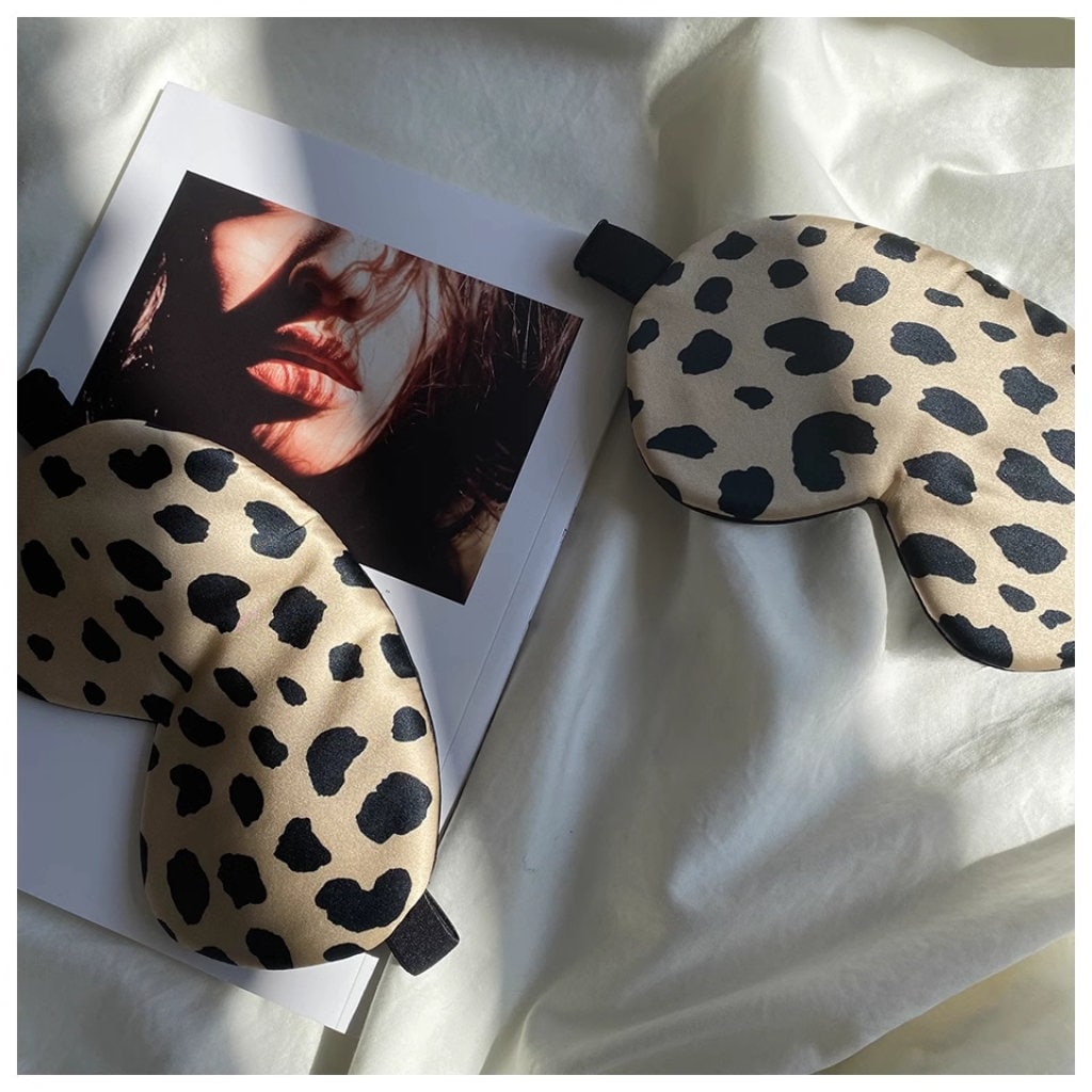 Leopard Mulberry Silk Pillowcase Set – With Eye Mask and Storage Bag