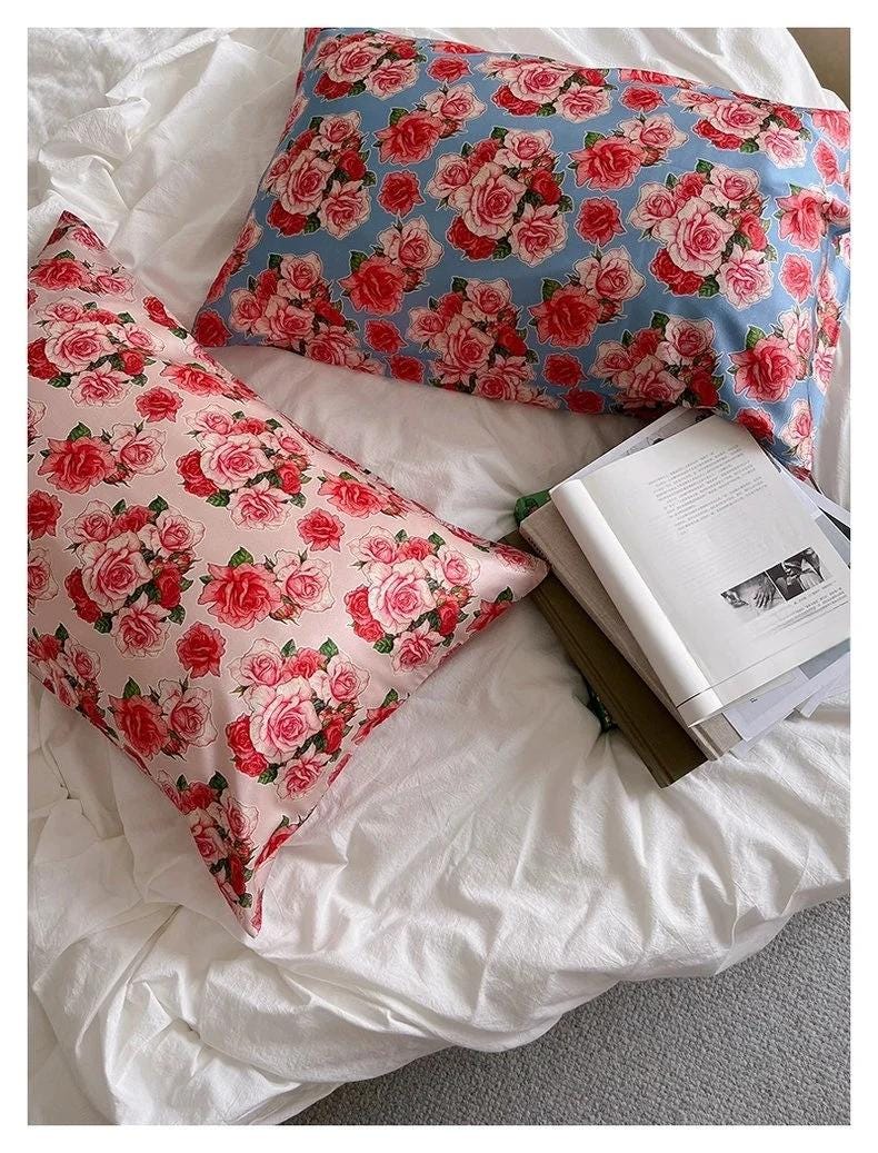 Floral Silk Pillowcase for Country Home Decor Vintage Bedroom Floral Elegance Silk Pillow Case for Skin Care Anti-Wrinkle Essential Pillow