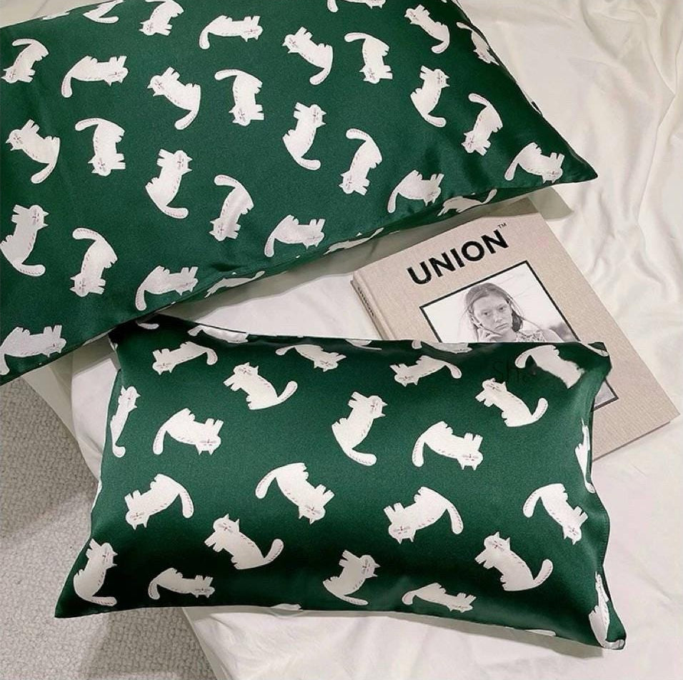Mulberry Silk Pillowcase for Kids: Hypoallergenic Baby Pillow