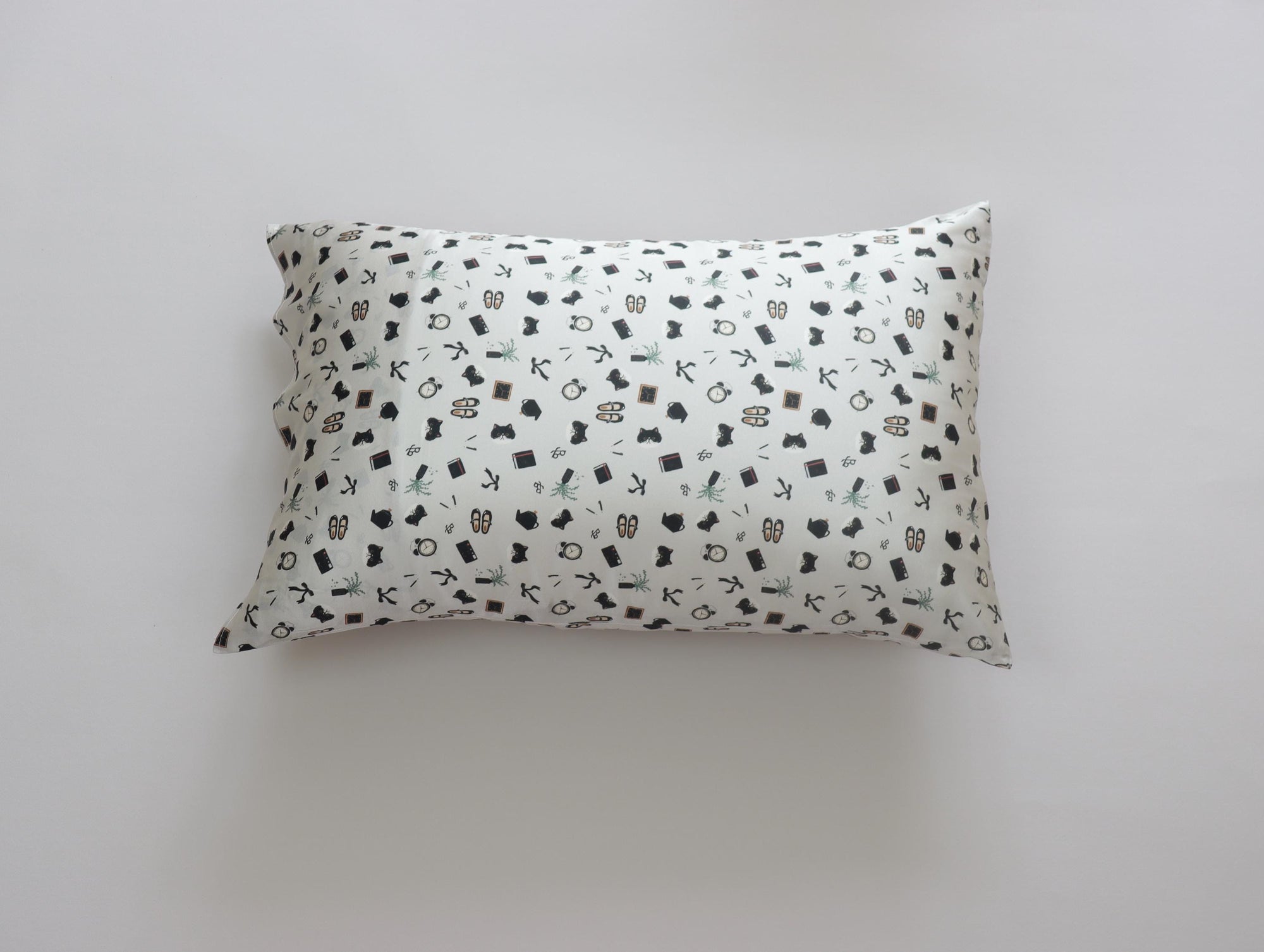 Hidden zipper detail on silk pillowcase, luxury bedding texture