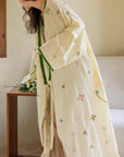 Embroidered Gauze Cotton Robe: Floral Kimono Bathrobe - Cream & Green