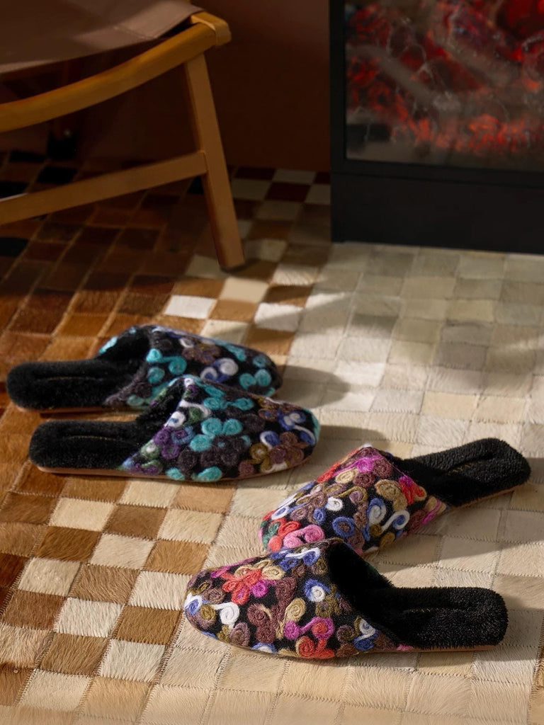 Handmade Wool Felt Floral Slippers - Oriental Style Indoor House Shoes - French Wool Blend Cozy Mules - Winter Women‘s Gift