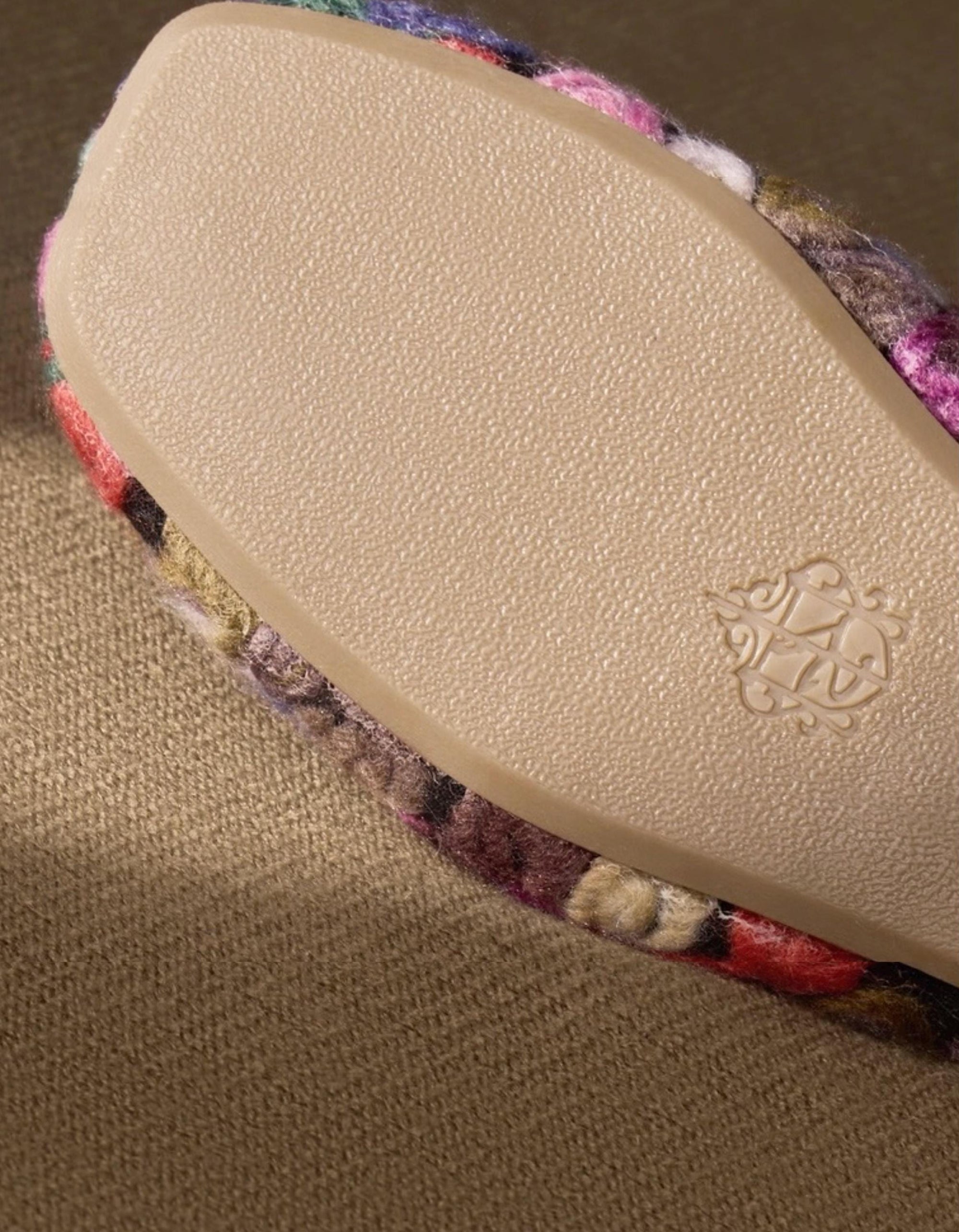 Handmade Wool Felt Floral Slippers - Oriental Style Indoor House Shoes - French Wool Blend Cozy Mules - Winter Women‘s Gift