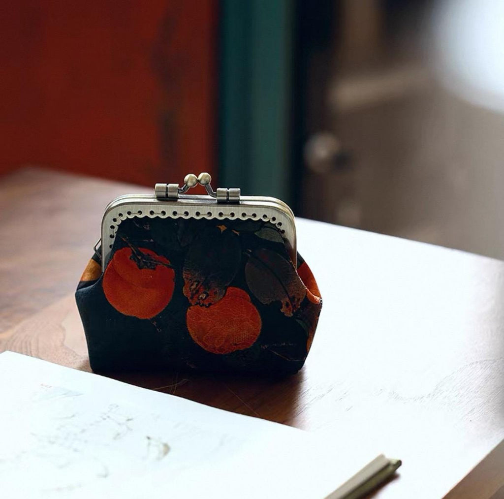 Mini Xiangyun Silk Coin Purse | Handmade Oriental Kiss-Lock Pouch | Vintage Chinese Brocade Clutch Gift for Women