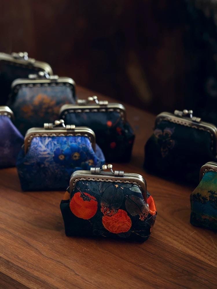 Mini Xiangyun Silk Coin Purse | Handmade Oriental Kiss-Lock Pouch | Vintage Chinese Brocade Clutch Gift for Women