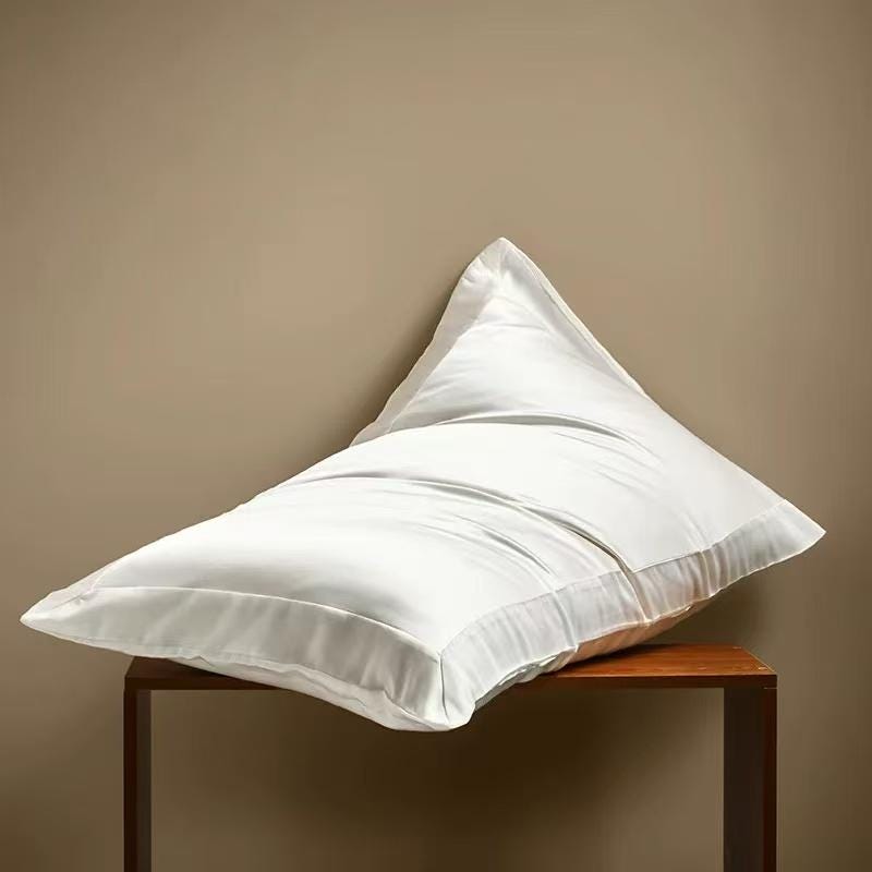 Luxury Silk Pillowcase Premium Pure Silk Bedding Perfect Gift for New homeowner Gift of Hypoallergenic Pillowcase
