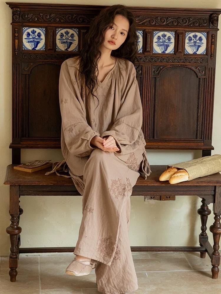 Premium Bamboo Cotton Loungewear Set - Casual Outfit for Indoor Relaxation and Outdoor Wear, Eco-Friendly Botanical Embroidered Pyjamas