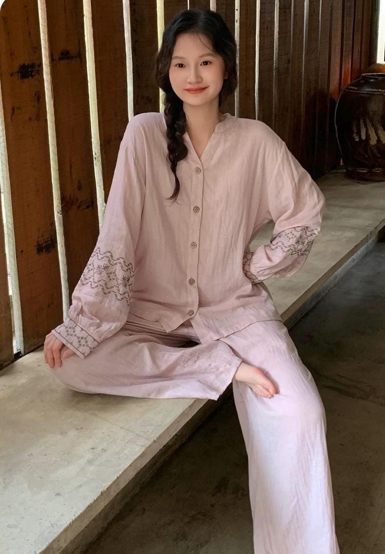 Muslin Cotton Pajamas Set for Women | 100% Cotton Gauze Loungewear with Embroidered Sleeves | Breathable Homewear | Christmas Sleepwear Gif