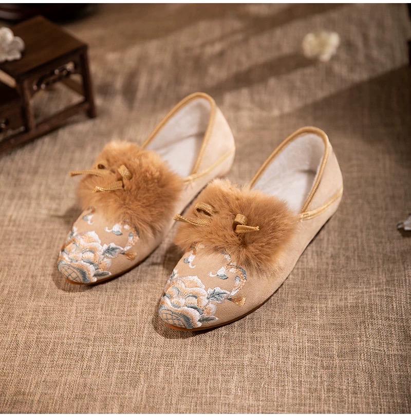 Embroidered Fur Mule Slippers for Women – Oriental Winter House Shoes, Warm Indoor Slippers, Soft Cotton Loafers, Gift for Her
