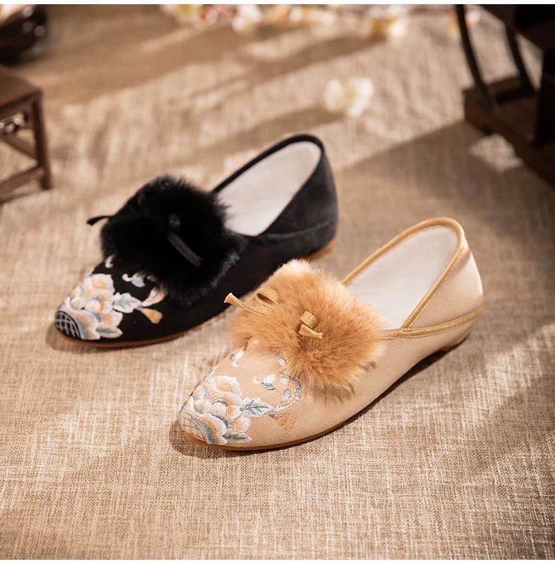 Embroidered Fur Mule Slippers for Women – Oriental Winter House Shoes, Warm Indoor Slippers, Soft Cotton Loafers, Gift for Her