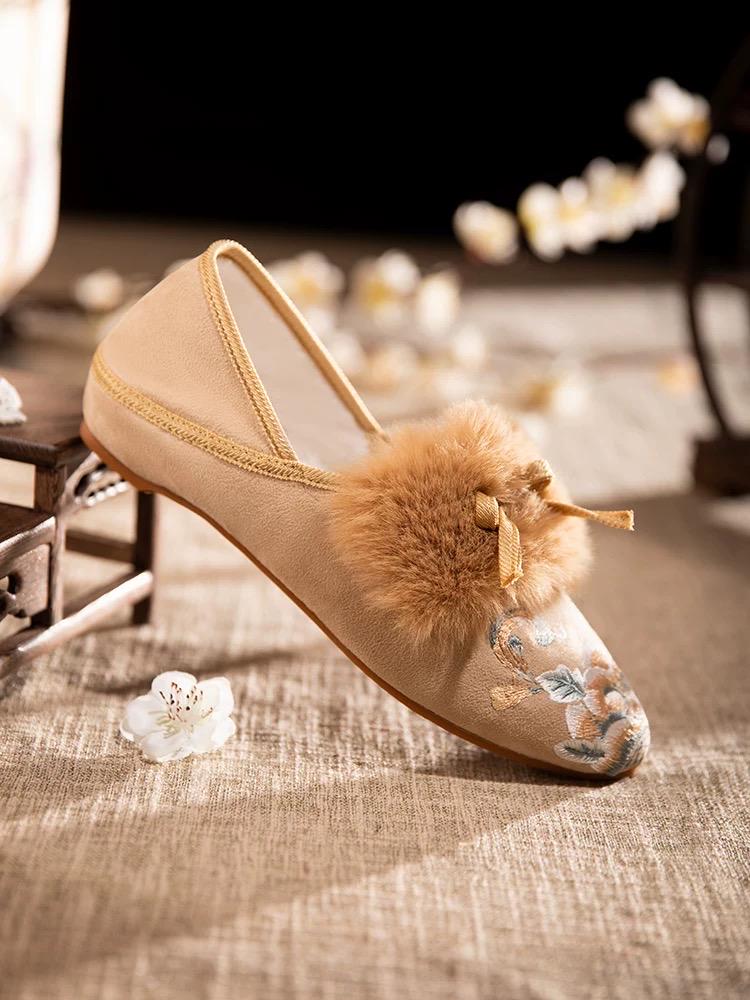 Embroidered Fur Mule Slippers for Women – Oriental Winter House Shoes, Warm Indoor Slippers, Soft Cotton Loafers, Gift for Her