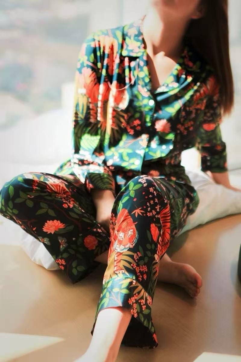 Luxury Silk Blend Christmas Pyjama Set Women – Personalised Message Tag &amp; Gift Box – Floral Tiger Print Satin PJs Christmas Present for Her