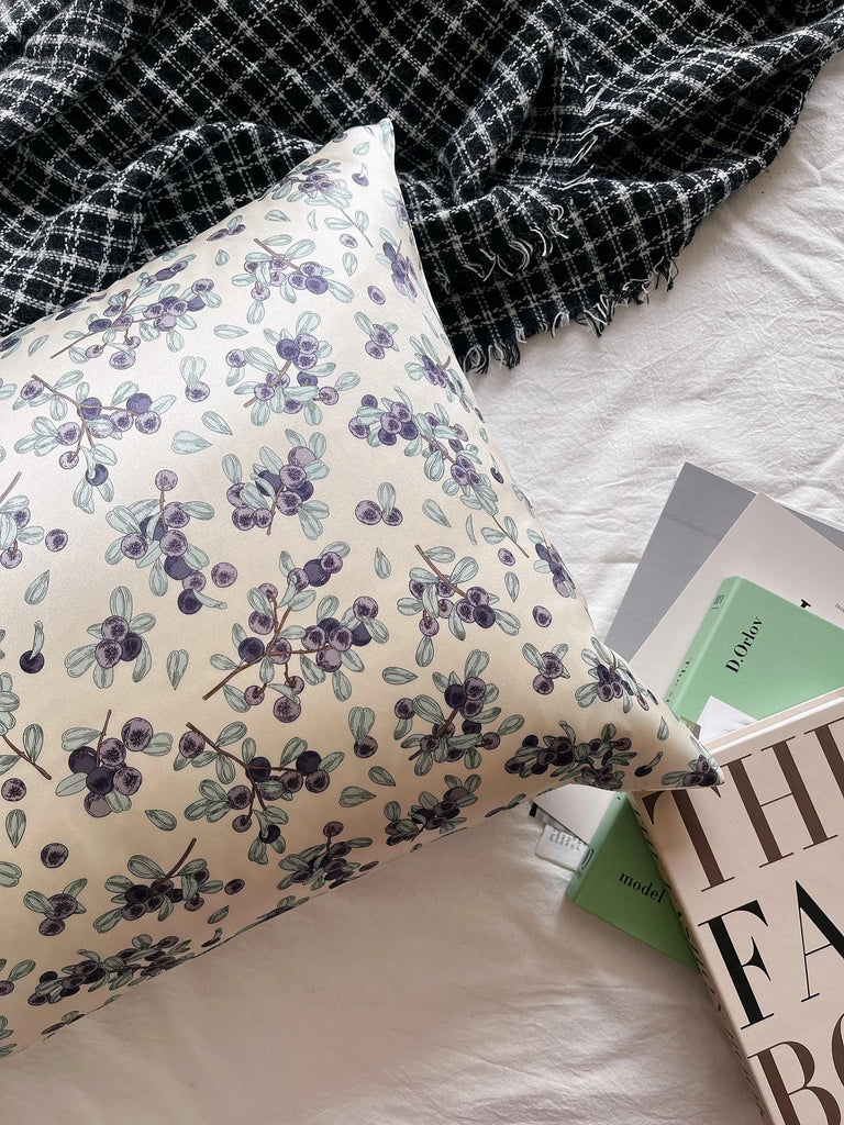 100% Mulberry Silk Pillowcase Floral Design for Restful Beauty Sleep-Natural Elegance for Bedroom Gift Silk Cooling Pillowcase for Summer