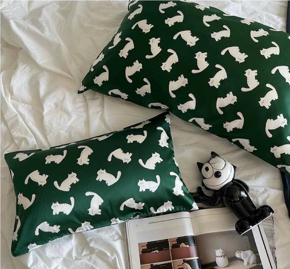Mulberry Silk Pillowcase for Kids: Hypoallergenic Baby Pillow