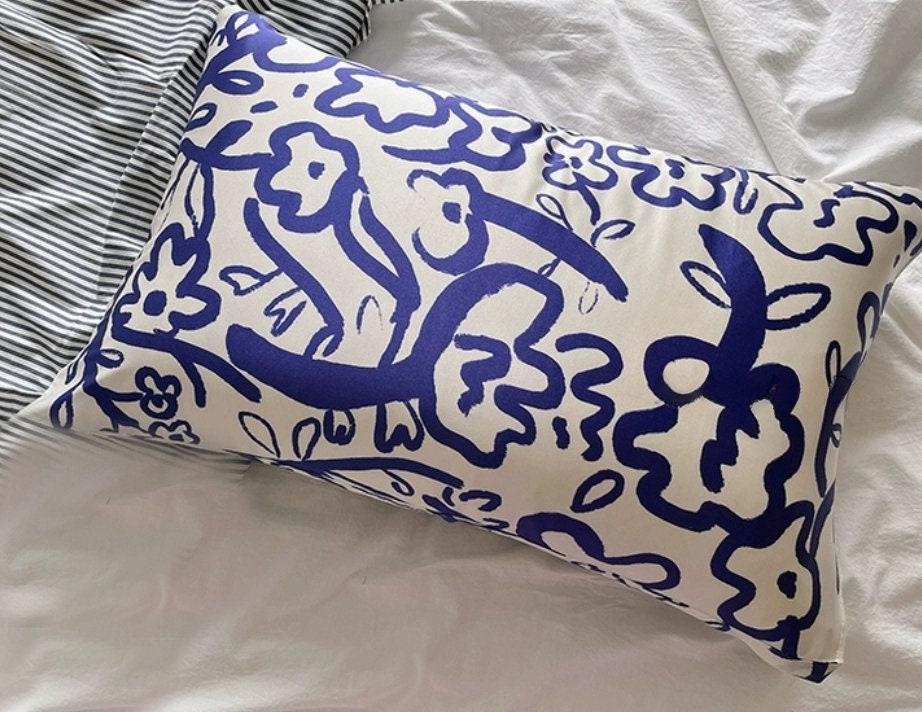 100% Muberry silk pillowcases， abstract art home decor