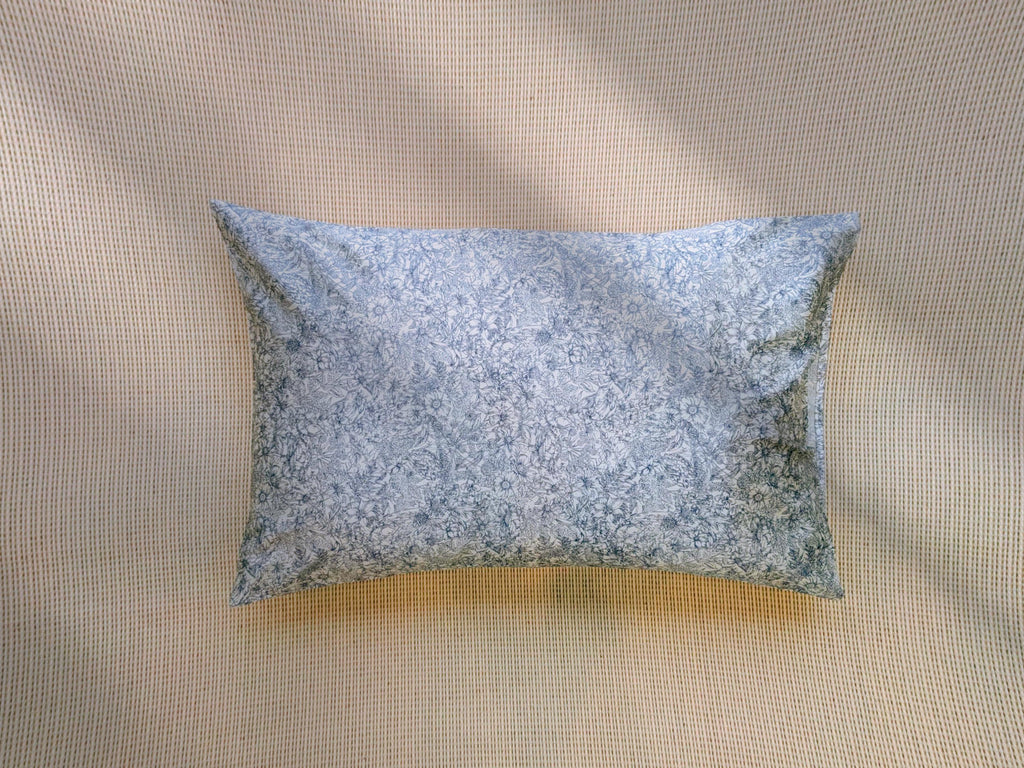 Floral 22 momme Mulberry Silk Pillowcase Anti-Aging Hypoallergenic Pillow Cases for Hair and Skin Care Gift for New House Owner Gift for Her