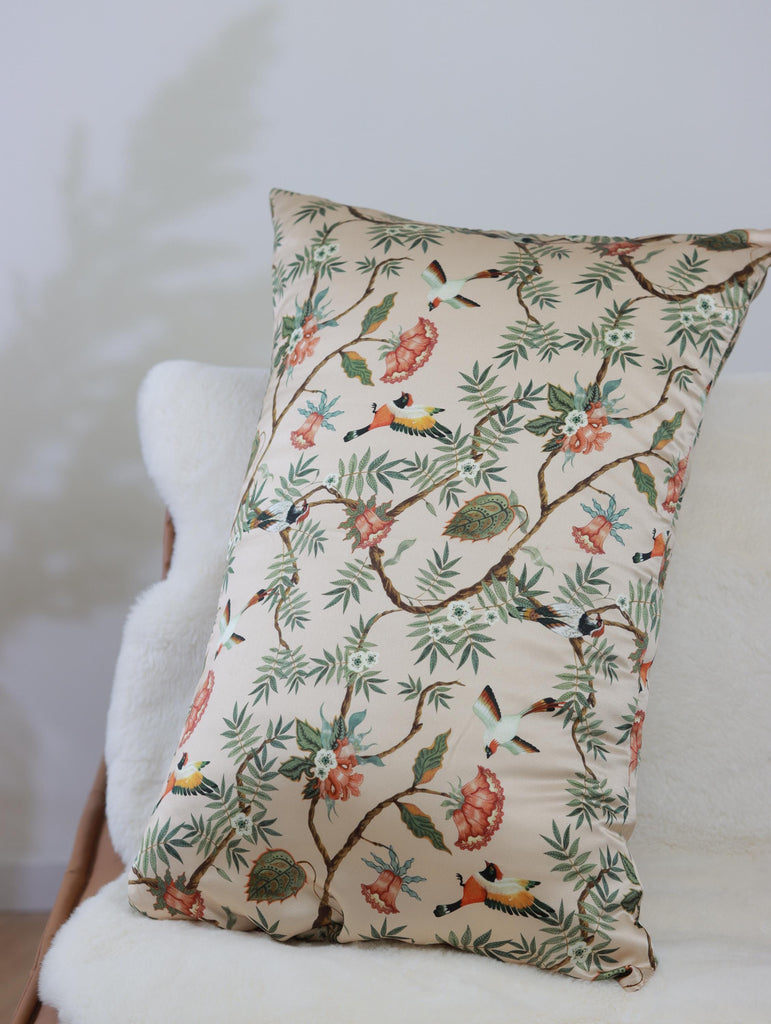 Luxury Pure Mulberry Silk Pillowcase with Floral Bird Pattern Anti-Aging Beauty Sleep Pillowcase for Hair and Skin Care Gift for Her
