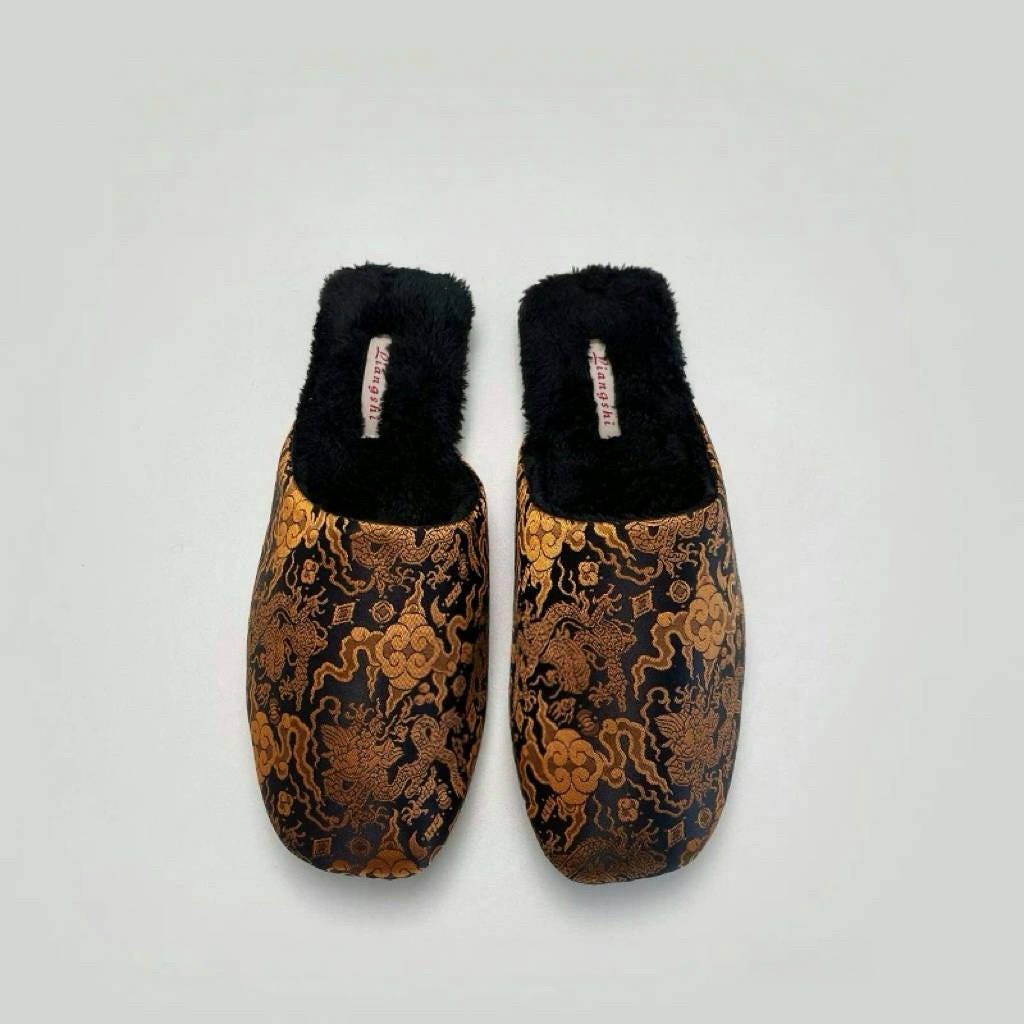 Dragon Embroidery Slippers for Men and Women Oversized Indoor Slippers for Summer Slip On Mule with Oriental Dragon Footwear Gift for Father