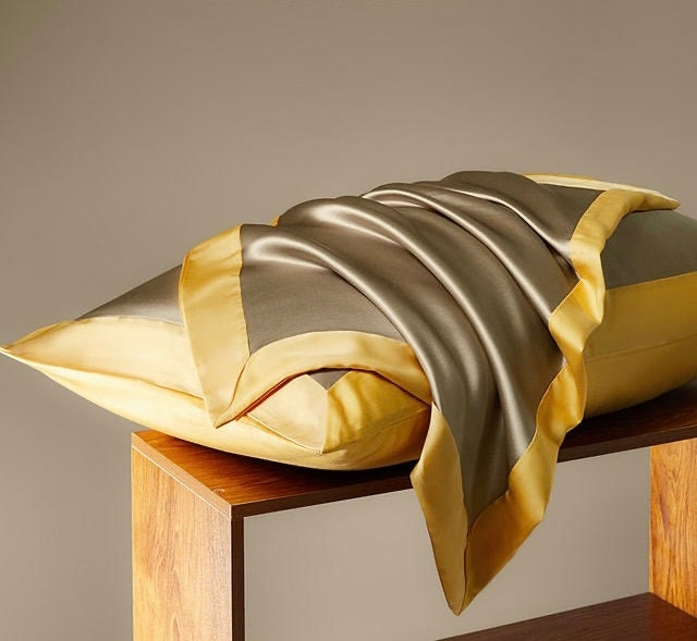 Luxury Silk Pillowcase Premium Pure Silk Bedding Perfect Gift for New homeowner Gift of Hypoallergenic Pillowcase