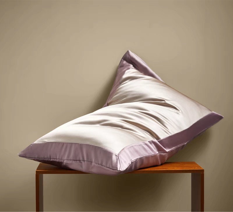 Luxury Silk Pillowcase Premium Pure Silk Bedding Perfect Gift for New homeowner Gift of Hypoallergenic Pillowcase