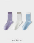 Pink Lian Loungewear Pilates grip socks with cotton material, relaxed fit, non-slip soles, suitable for yoga, barre, and workout activities.