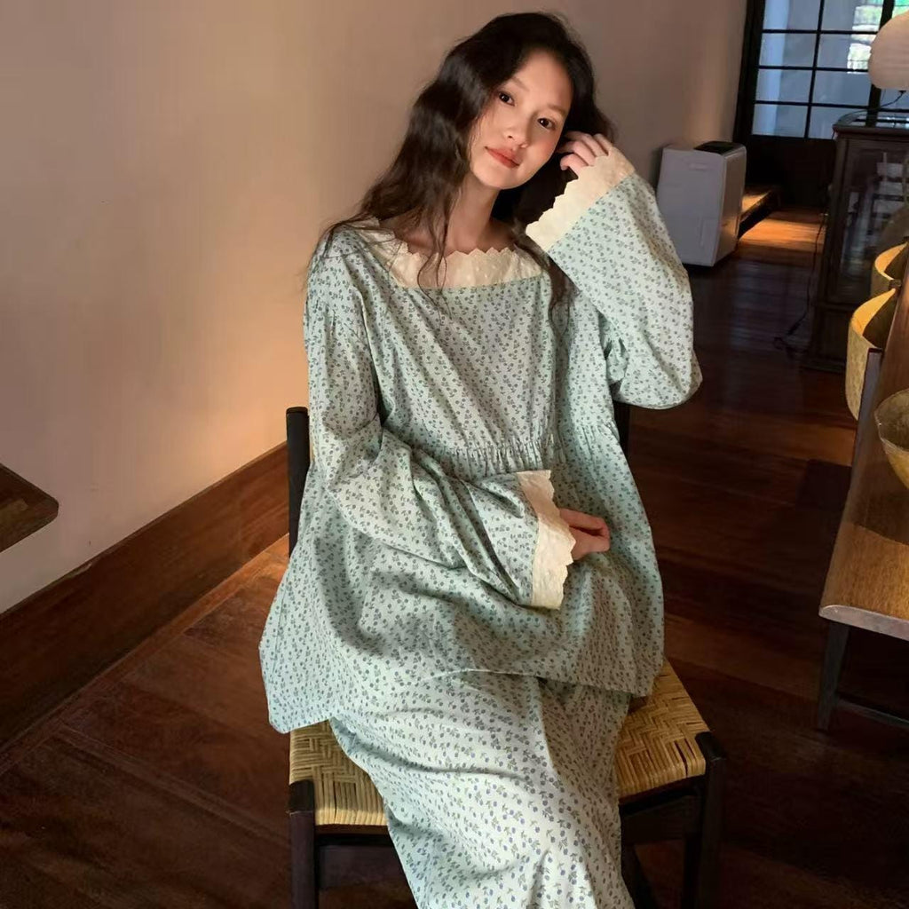 Vintage Floral Bamboo Cotton Loungewear Set – Lace Trim Pyjamas for Women - Japandi-loungewear fusion - Eco-Friendly Sleepwear