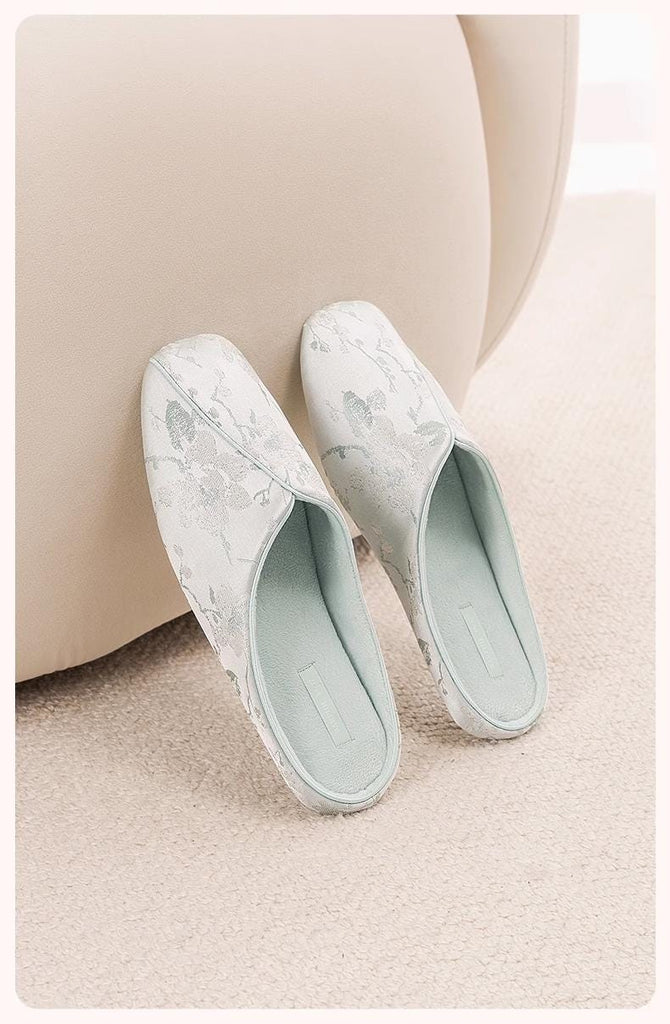 Jacquard Satin Slippers: Women's Qipao Style Indoor Shoes