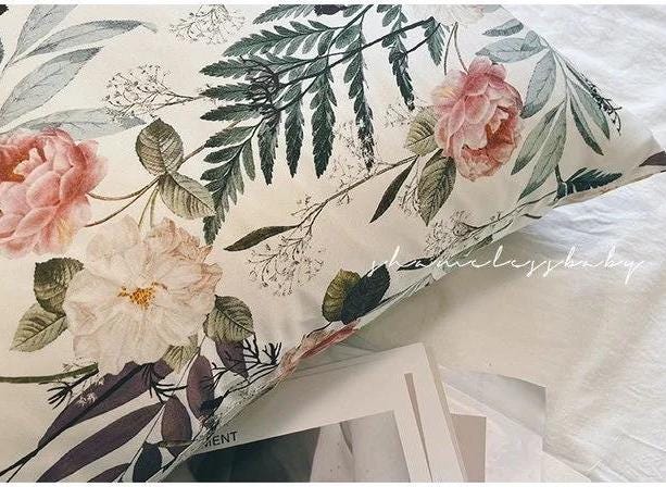 100% Mulberry Silk Pillowcase Peony Pattern White Silk Pillowcase Anti-Aging Beauty Sleep Pillowcase for Hair and Skin Care Silk Beddings