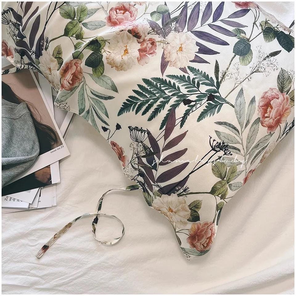 100% Mulberry Silk Pillowcase Peony Pattern White Silk Pillowcase Anti-Aging Beauty Sleep Pillowcase for Hair and Skin Care Silk Beddings