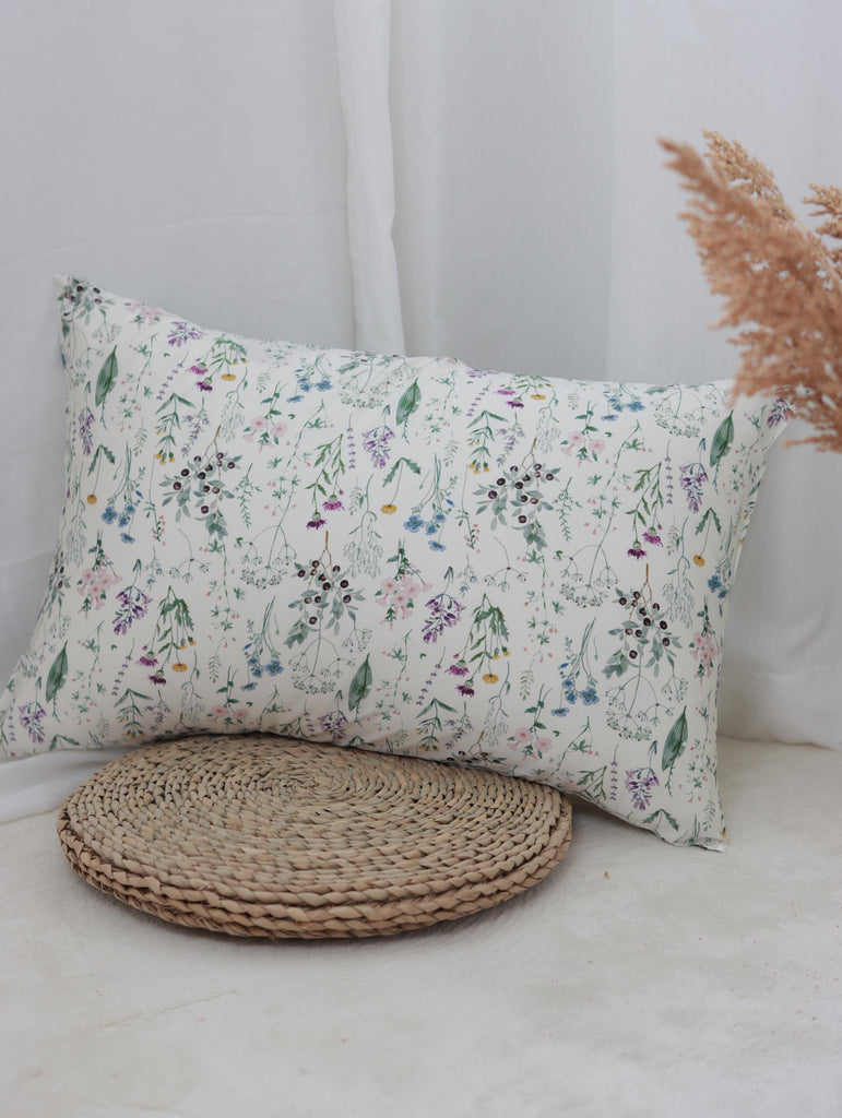 25 Momme Mulberry Silk Pillowcase: Wild Botanical Floral Print, Envelope Closure