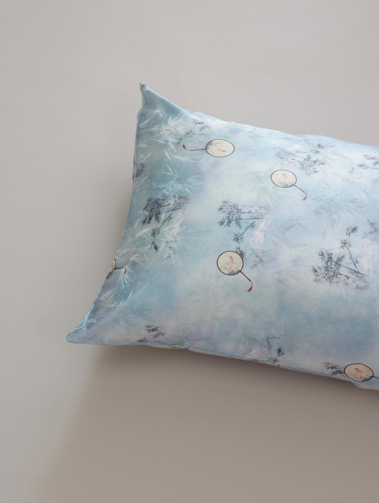 6A Grade 22 Momme Mulberry Silk Pillowcase – Sky Blue Chinese Hand-Fan and Ink Landscape Design, Hair and Skin Friendly Gift for Summer