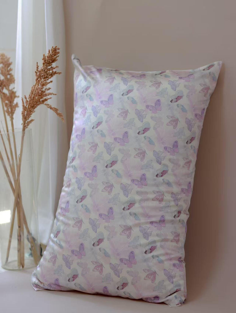 Butterfly Mulberry Silk Pillowcase with Scrunchie: Anti-Aging Beauty Sleep