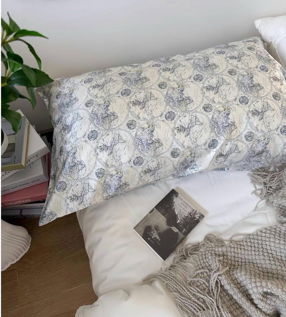 World Map Silk Pillowcase 22 Momme 6A Grade Mulberry Silk Travel-Inspired Bedding Gift for Men & Women | Envelope Closure Luxury Pillow Cover for Modern Home & Bedroom Decor
lian silk pillowcases