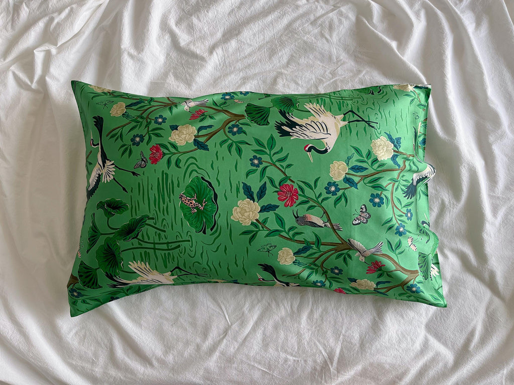 Silk Pillowcase Vintage Oriental Crane & Floral Print – 100% Pure Mulberry Silk, Luxury Bedding for Skin & Hair, Gift for Her, Gift for Mother’s Day