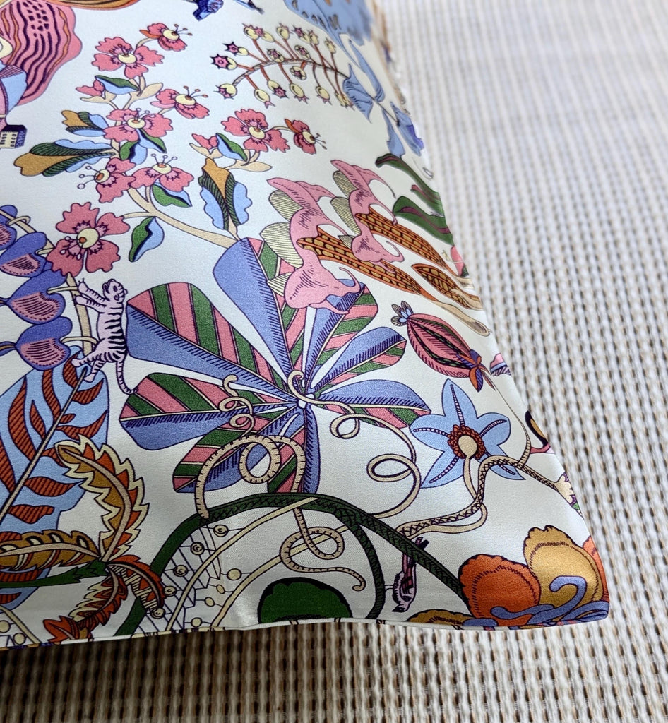 Silk Pillowcase Floral Print – 22 Momme Mulberry Silk for Hair & Skin, Luxury Botanical Bedding, Oriental Design Gift for Her