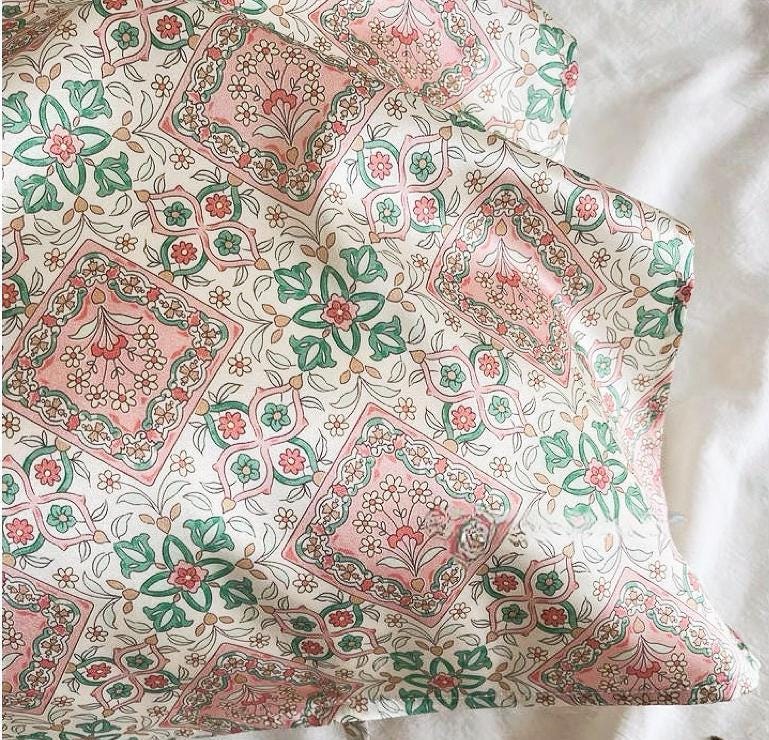 Vintage Style Silk Pillowcase by 6A Grade 22 Momme Silk Vintage Tile Pattern, Cottagecore & Boho Chic Silk Bedding Soft Breathable Pillow