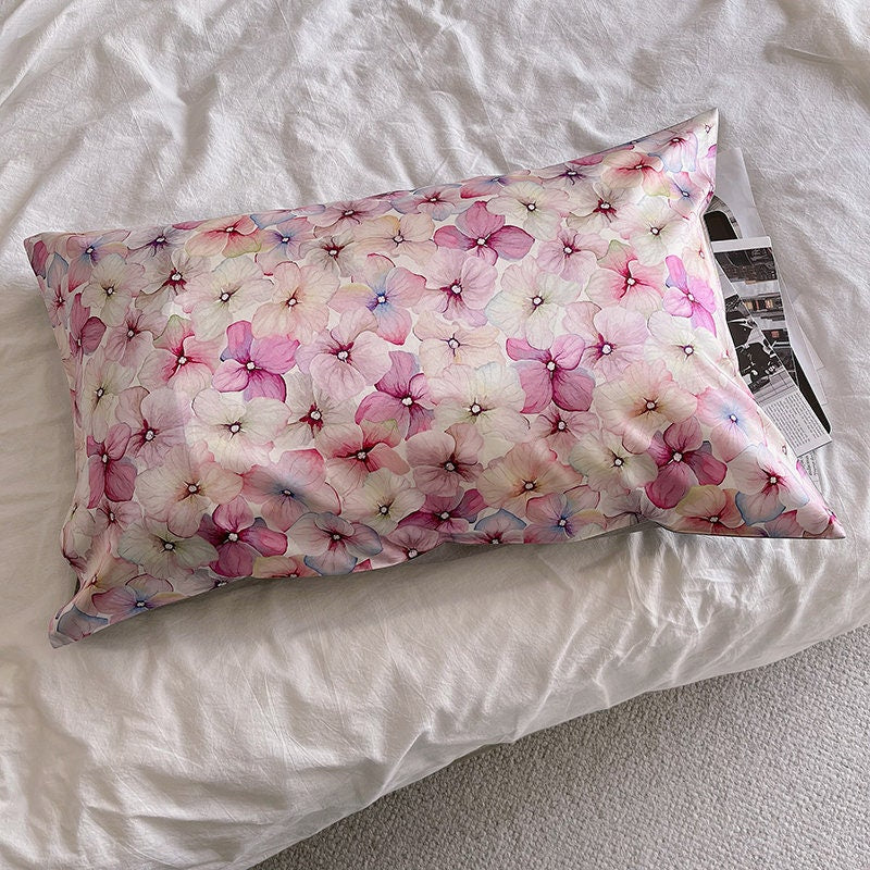 Japanese Sakura Silk Pillowcase | 100% Mulberry Silk | Zipper Closure | Hypoallergenic & Hair-Friendly