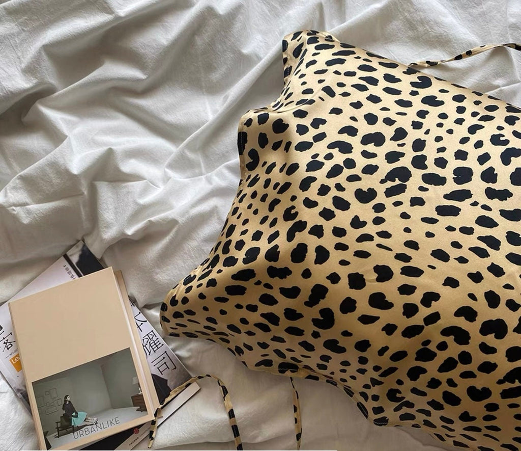 Leopard Dot Silk Pillowcase by 100% Mulberry Silk Gift Set Hypoallergrnic Pillow Case - Skin Hair Care - Beauty Sleep Essential