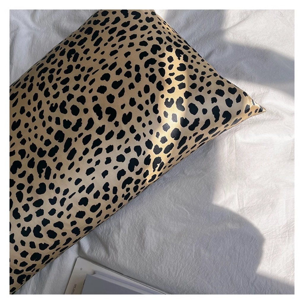Leopard Dot Silk Pillowcase by 100% Mulberry Silk Gift Set Hypoallergrnic Pillow Case - Skin Hair Care - Beauty Sleep Essential