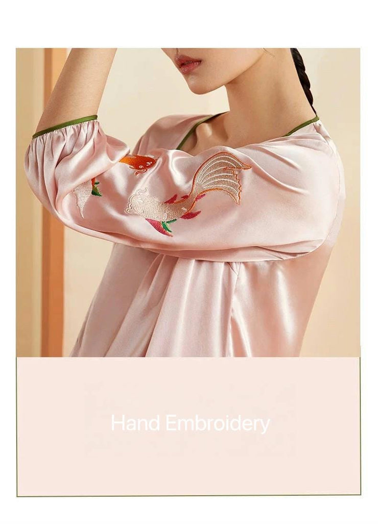 Luxury Silk Embroidered Dressing Gown – Pure Mulberry Silk Robe, Wide Fit Kimono, Chinese Inspired Loungewear, Elegant Silk Nightgown, Homewear