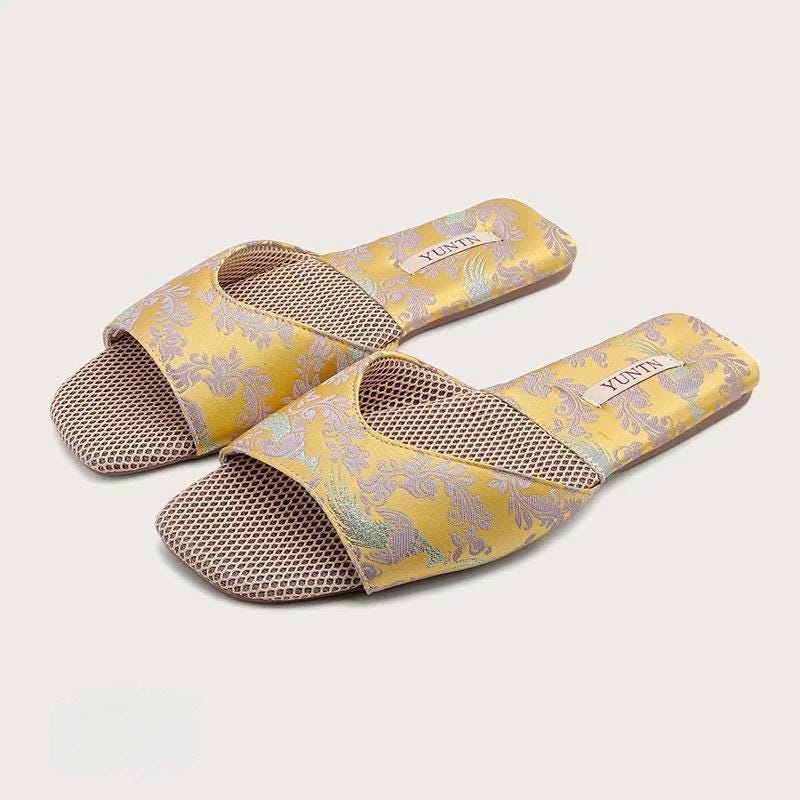 Oriental Satin Embroidered Slippers for Women Year-Round Anti-Slip House Shoes with Air Cushion Sole Elegant Silk Brocade Indoor Footwear