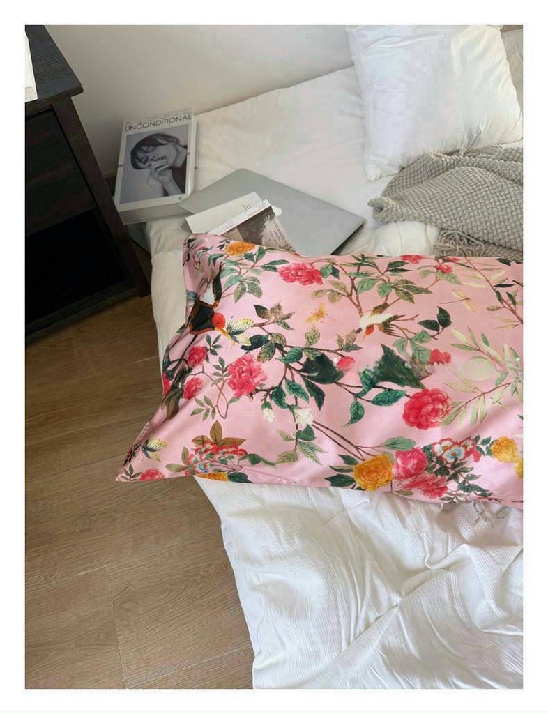 100% Mulberry Silk Pillowcase – Timeless Oriental Floral, Vintage Charm, 22 Momme Luxury Silk, Anti-Frizz, Hypoallergenic, Gift for Her, Vintage Home Decor