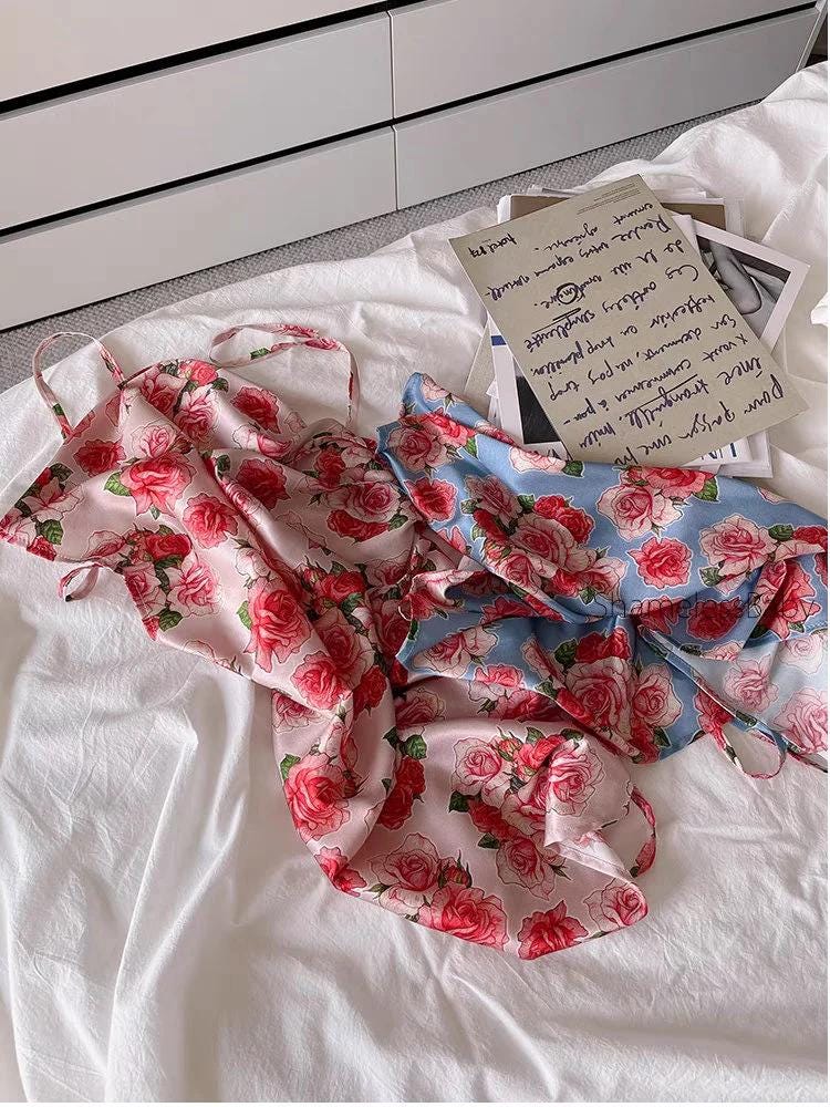 Blooming Rose Silk Pillowcase Gift for Her Beauty Sleep Skin Care Pillowcase Floral Elegance Silk for Luxury Bedroom Silk Bedding Gift