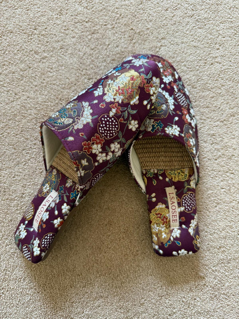 Breathable Mesh Embroidered Slippers – Lightweight House Shoes with Oriental Floral Design Indoor Slippers for Women, Kimono Robe Shoes