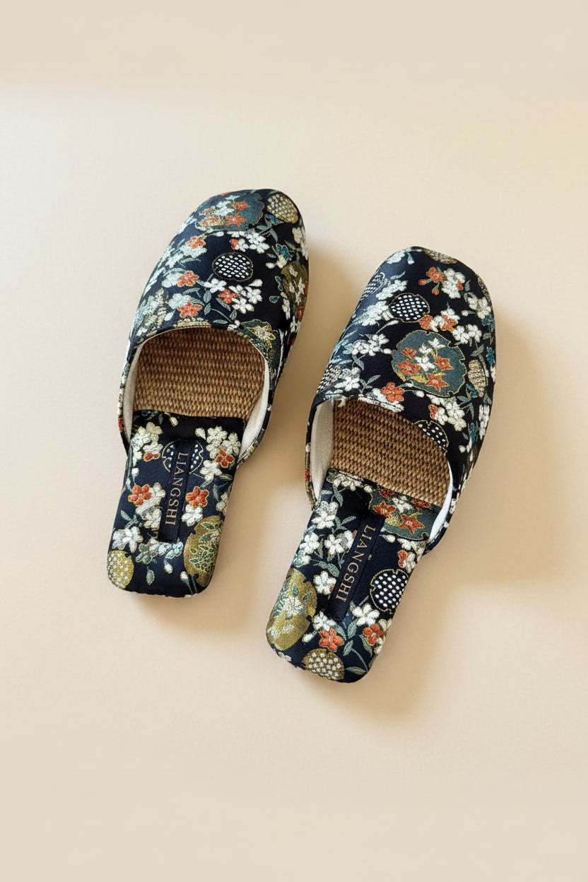 Breathable Mesh Embroidered Slippers – Lightweight House Shoes with Oriental Floral Design Indoor Slippers for Women, Kimono Robe Shoes