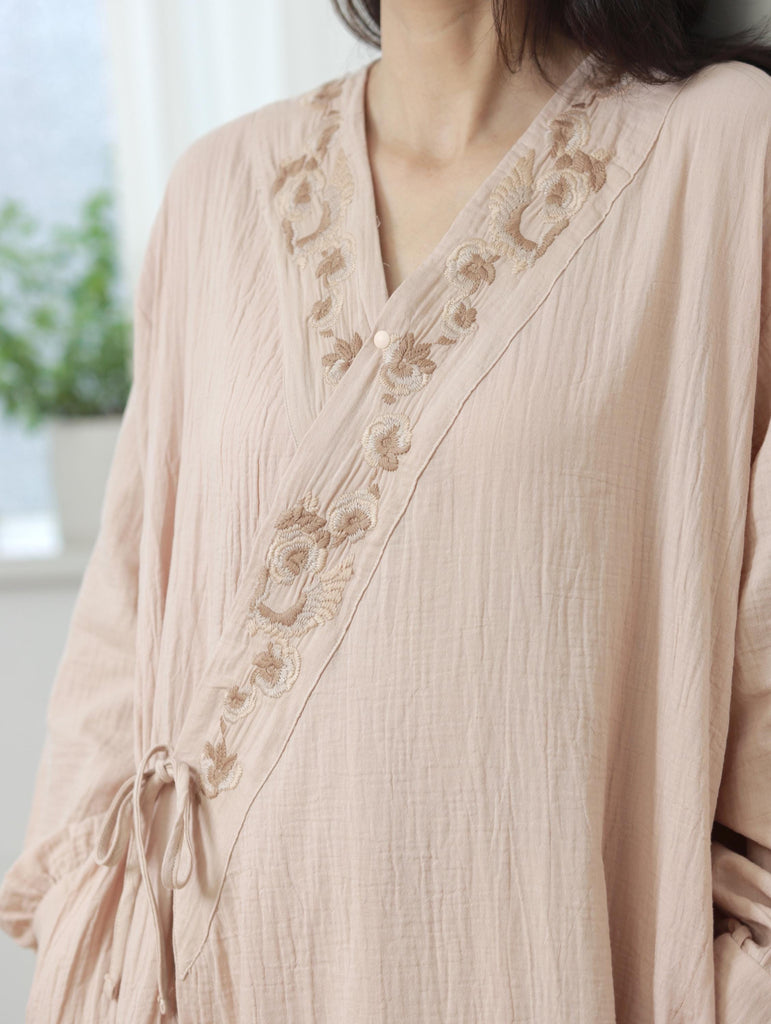 Hand-Embroidered Gauze Cotton Kimono Robe: Lightweight Summer Lounge Wear